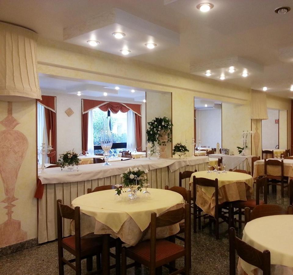 Hotel Corallo Giulianova Zewnętrze zdjęcie